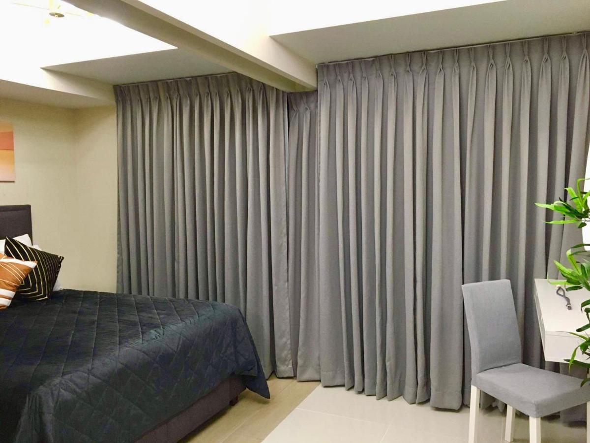 New & Modern Cozy 1Br W/ Balcony@Bgc, Wifi 300Mbps Apartment Manila Exterior photo